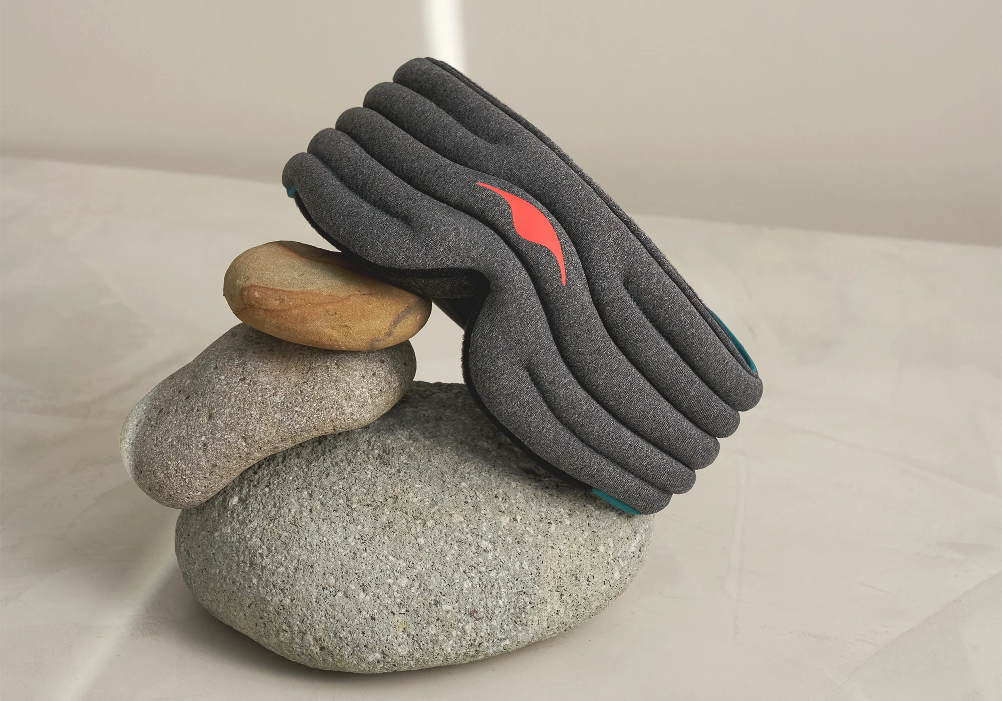 Manta WEIGHTED Sleep Mask - Image 18